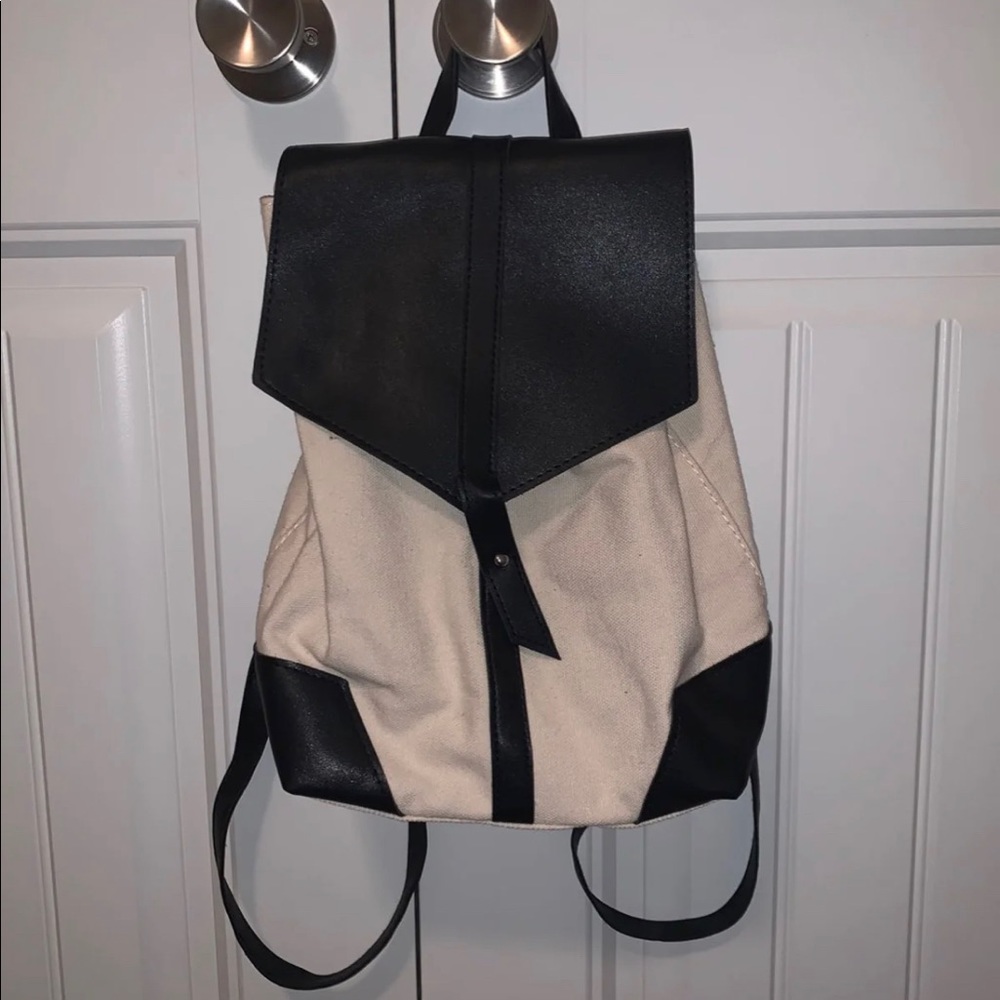 Women’s backpack